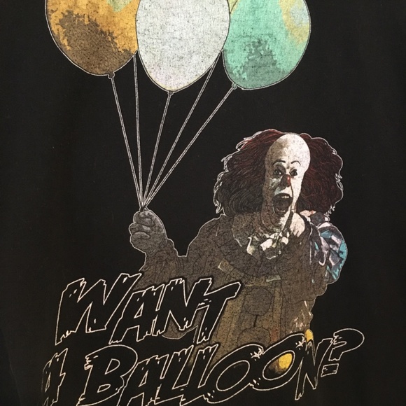 It Movie Black Graphic TShirt - Picture 2 of 4